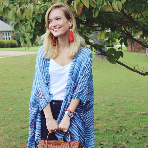 Meet your Posher, Maggie Bea - Picture 1 of 1